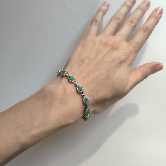 Срібний браслет із смарагдом 7,445 карат