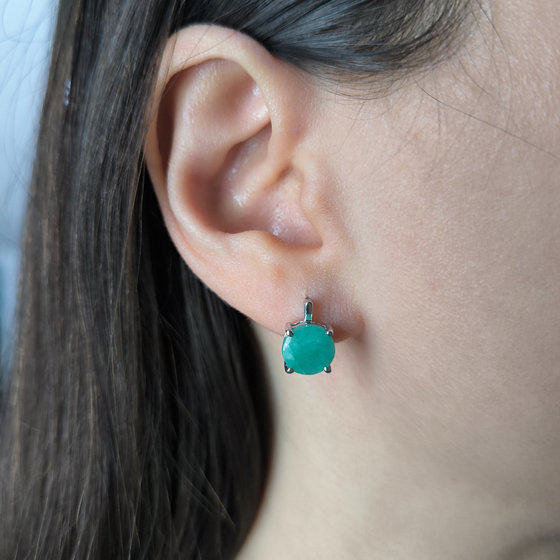 Silver earrings with emerald 4.525ct