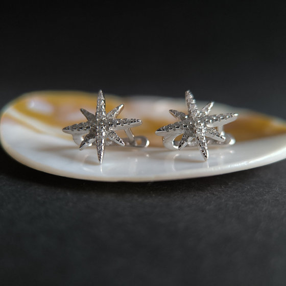 Silver earrings with cubic zirconia