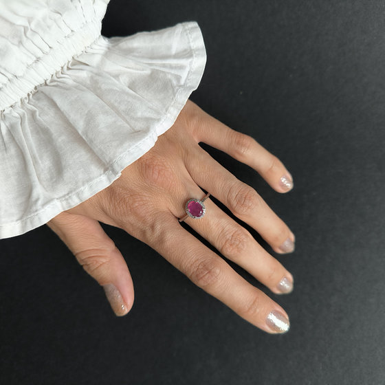 Silver ring with a 1.766-carat ruby and cubic zirconia