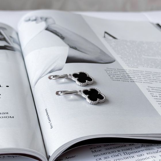 Срібні сережки з оніксом