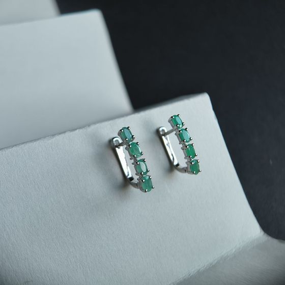 Срібні сережки зі смарагдом 1,675 карата