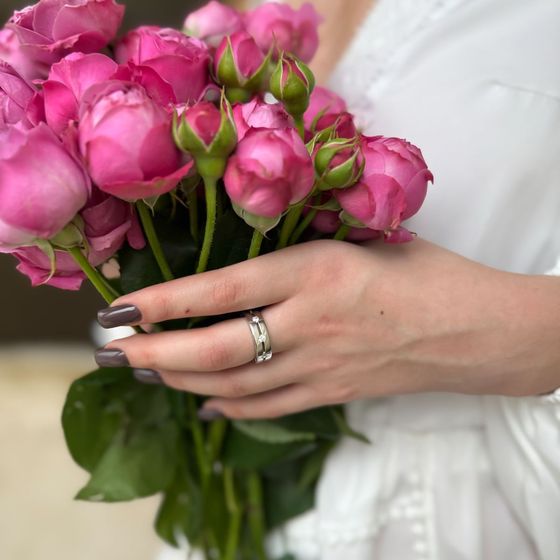 Срібна каблучка з фіанітами