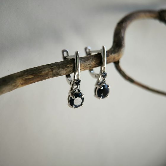 Серебряные серьги с сапфиром 2.363ct