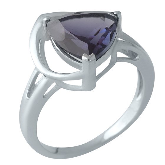 Серебряное кольцо с олександритом