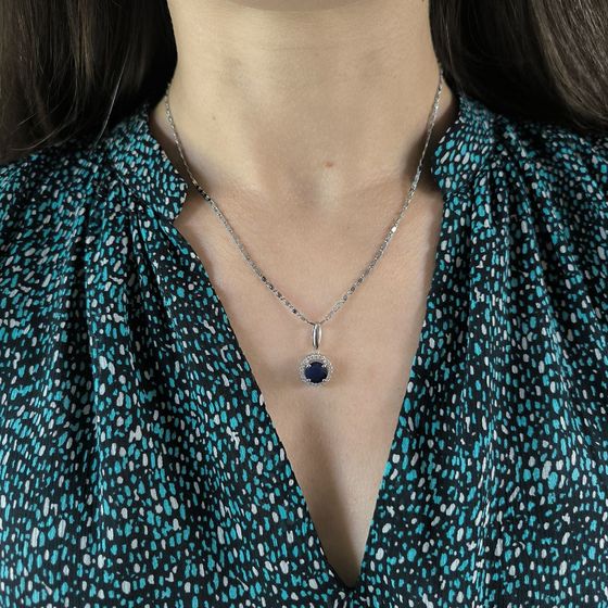Срібна підвіска з сапфіром 2.995ct, фіанітами