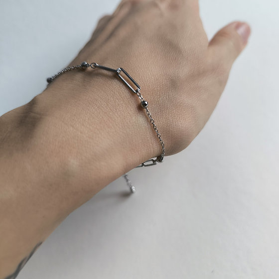 Silver bracelet without stones