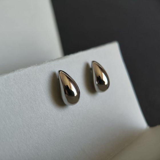 Срібні сережки без каменів