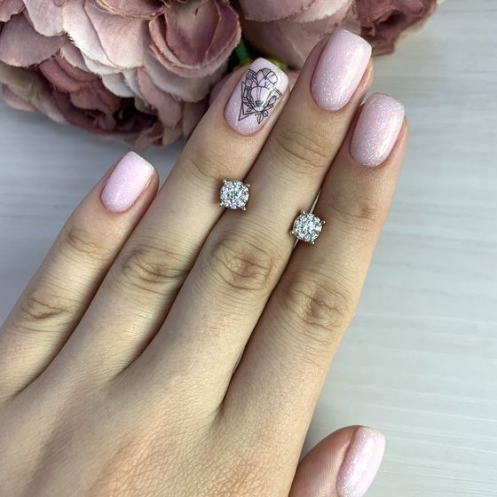 Золотые серьги с бриллиантом 0.4ct, бриллиантом 0.23ct