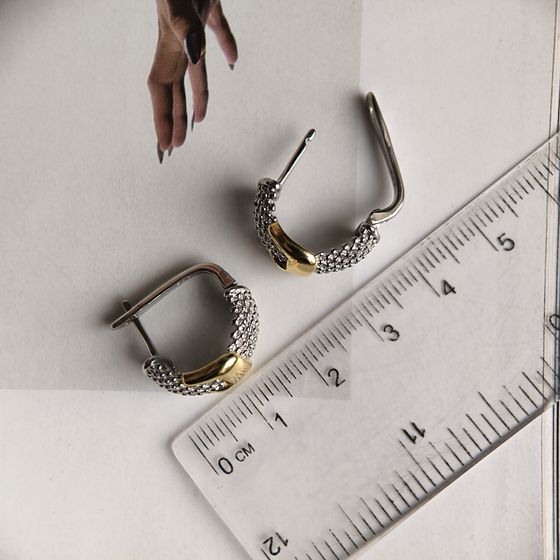 Срібні сережки без каменів