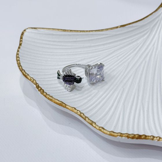 Silver Ring with Fianites