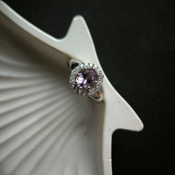 Silver ring with amethyst 1.53ct