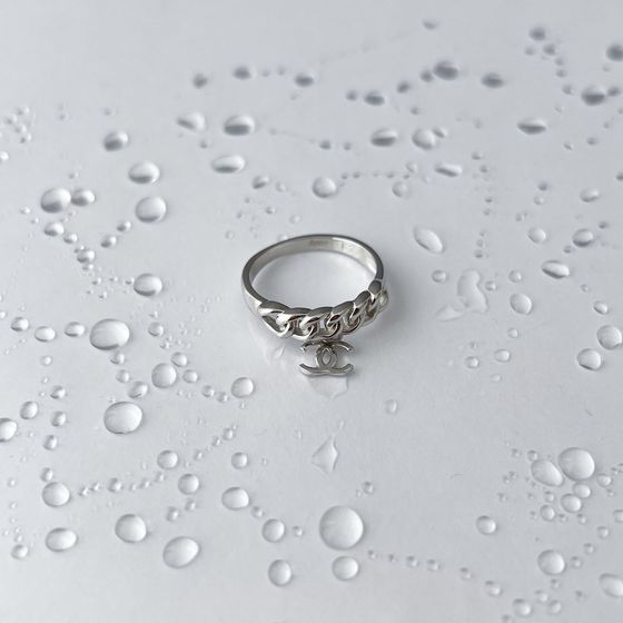 Серебряное кольцо без камней