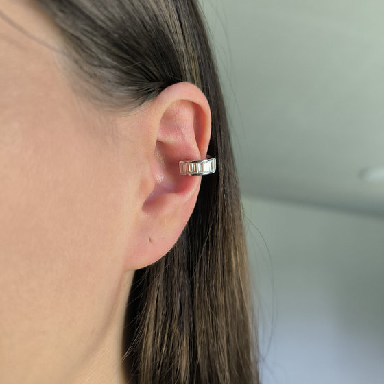 Серебряные серьги с фианитами