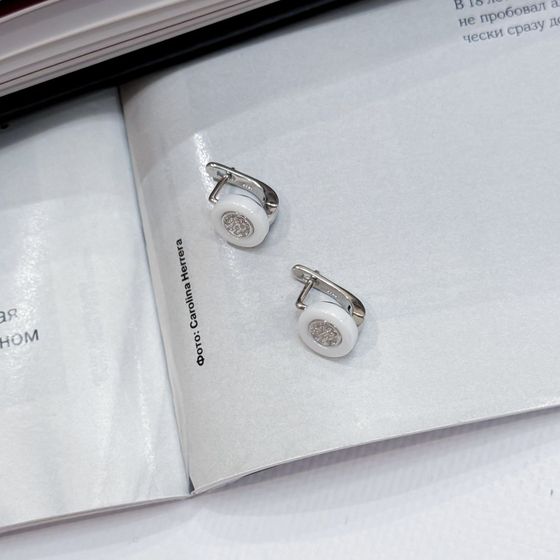 Silver earrings with ceramics