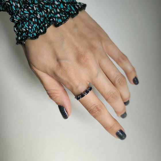 Срібна каблучка з сапфіром