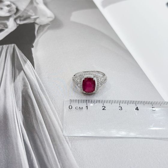 Серебряное кольцо с рубином 5.075ct