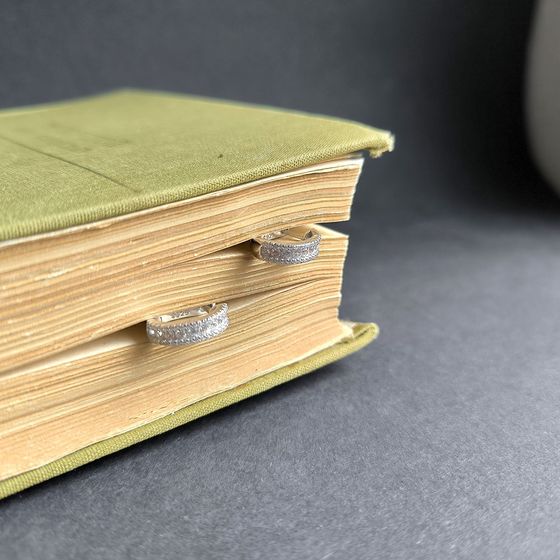 Срібні сережки з фіанітами