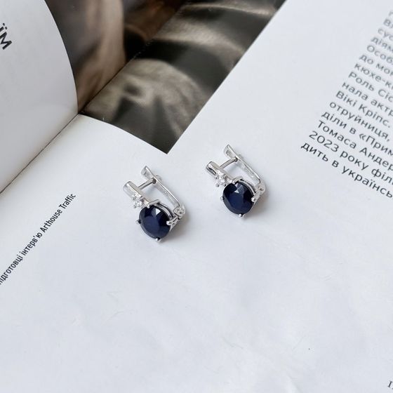 Silver earrings with sapphire 5.008ct