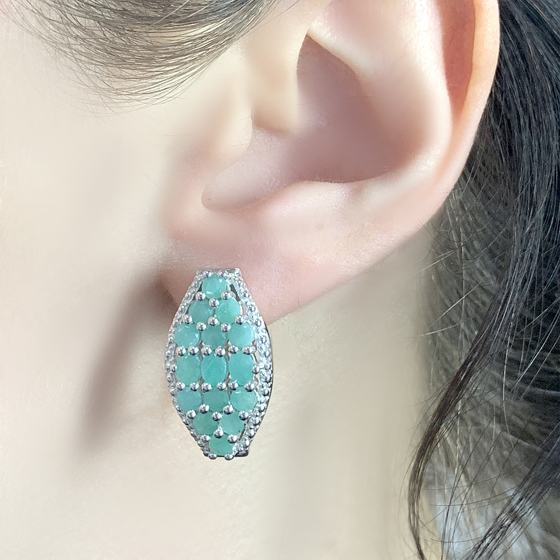Серебряные серьги с изумрудом