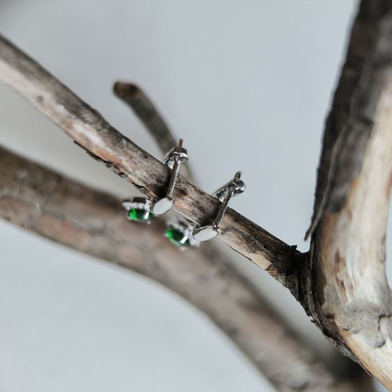 Срібні сережки зі смарагдом nano 1.202ct