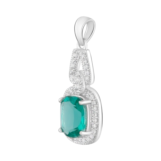 Silver pendant with emerald nano