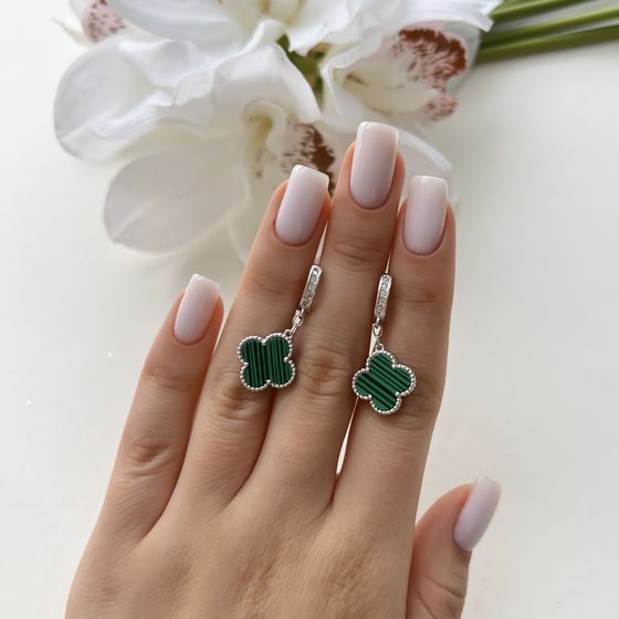 Silver earrings with malachite