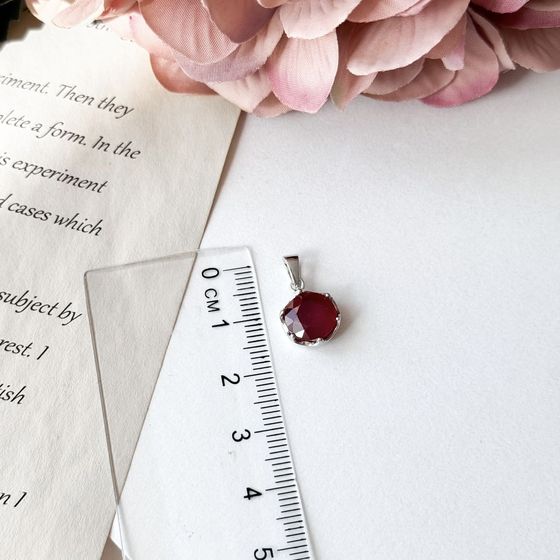 Срібна підвіска з рубіном 3.925ct