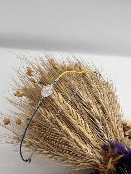 Silver bracelet with phianites