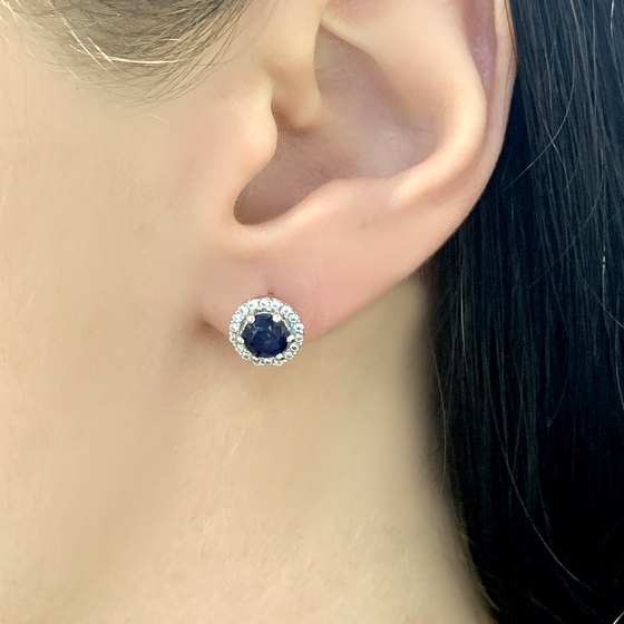 Срібні сережки з сапфіром 1,679 карата