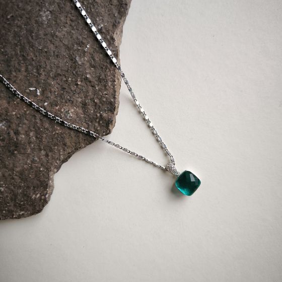 Серебряная подвеска с фианитами