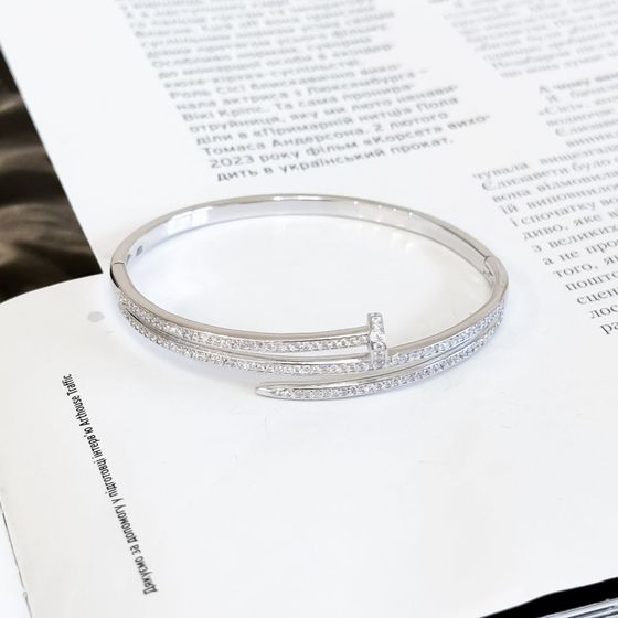 Silver bracelet with phianites