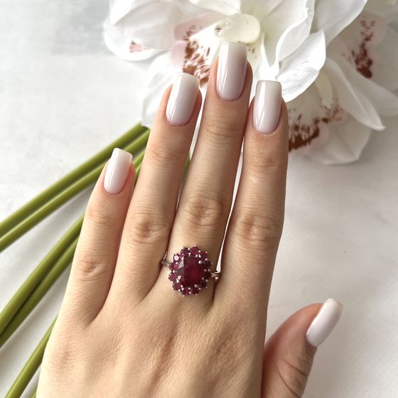 Срібна каблучка з рубіном 5,388 карата