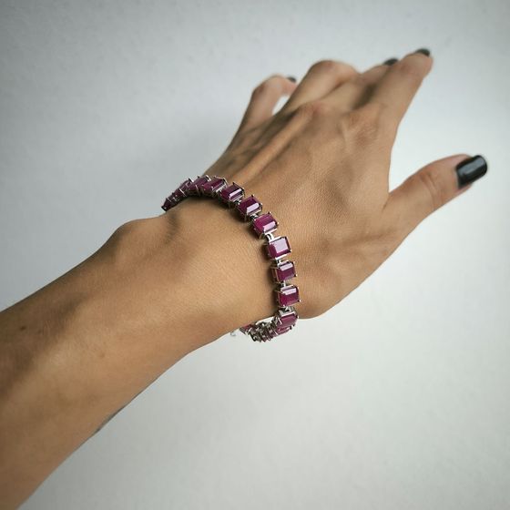Silver bracelet with ruby
