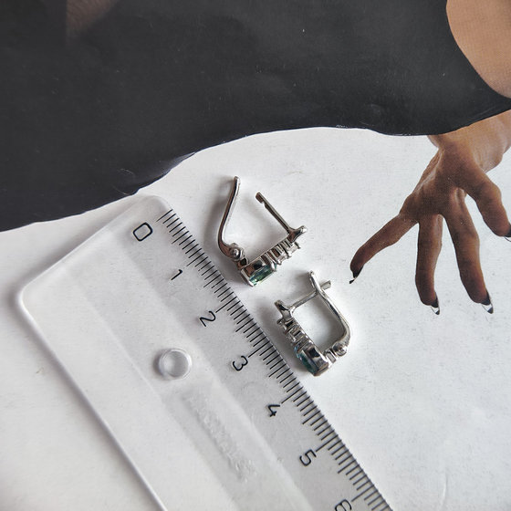 Срібні сережки з містичним топазом 1,51 карата