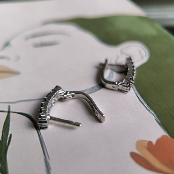 Серебряные серьги с гранатом 1.367ct