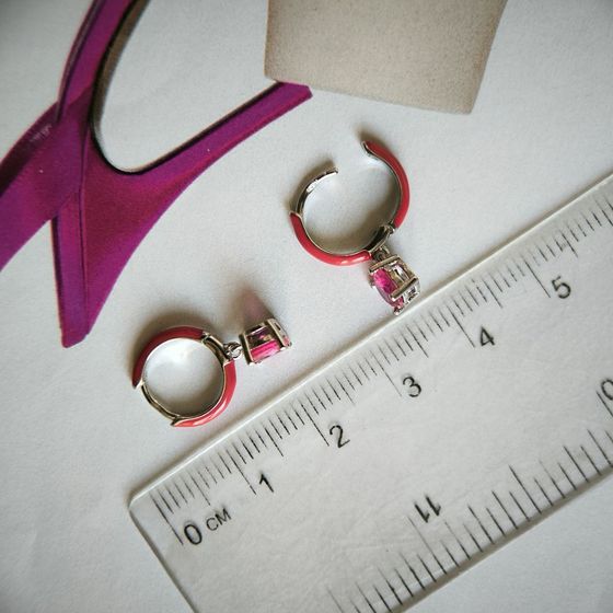 Срібні сережки з фіанітами, емаллю