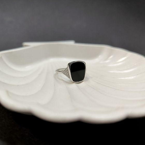 Silver ring with onyx