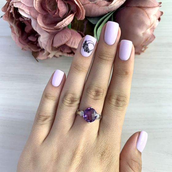 Silver ring with a 5.295-carat alexandrite