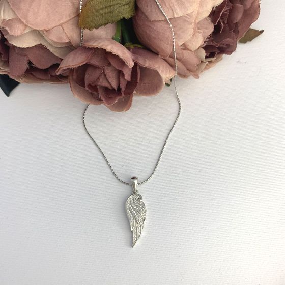 Срібна підвіска з фіанітами