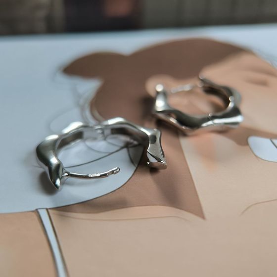 Срібні сережки без каменів