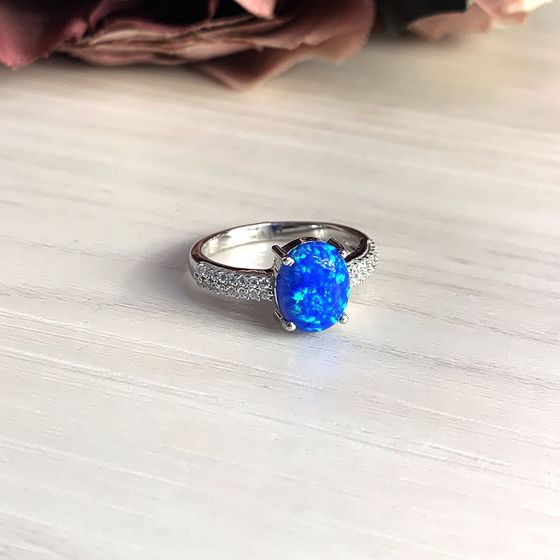 Срібна каблучка з опалом 1,237 карата