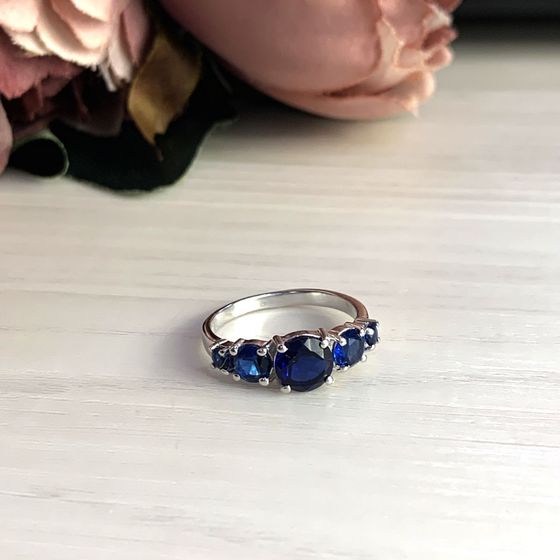 Срібна каблучка із сапфіром nano 2ct