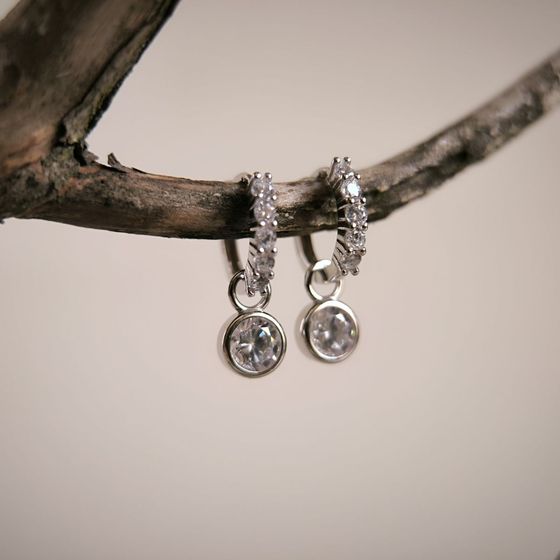 Срібні сережки з фіанітами