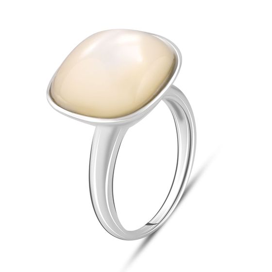 Silver ring with mother-of-pearl