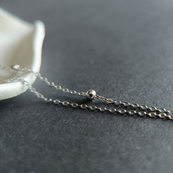 Silver bracelet with cubic zirconia