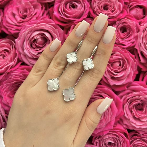 Silver earrings with mother-of-pearl