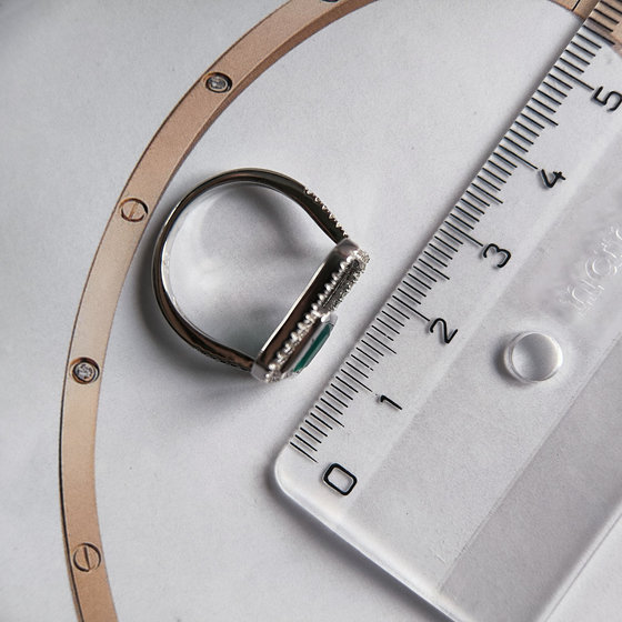 Silver ring with agate 1.428ct, cubic zirconia