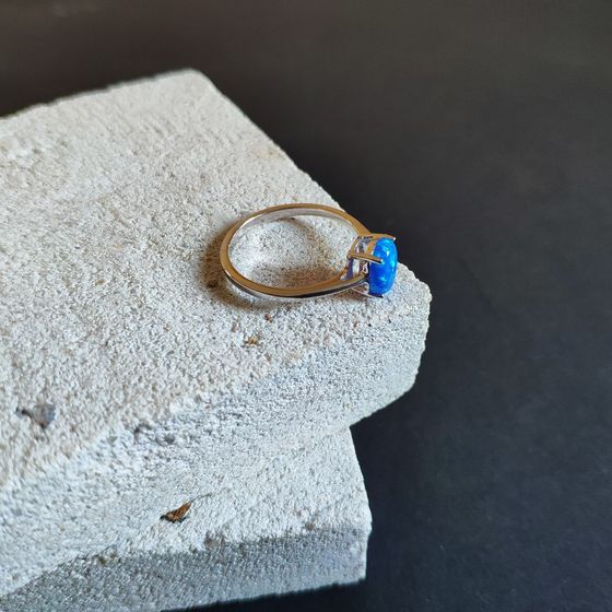 Серебряное кольцо с опалом 0.625ct