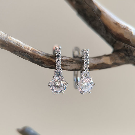 Silver earrings with cubic zirconia